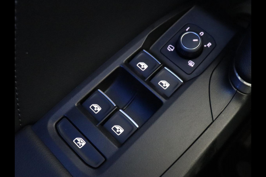 CUPRA Formentor 1.4 eHybrid VZ | 245pk | Stoelverwarming | Camera | Adaptive cruise | Sfeerverlichting | Navigatie | Keyless | 19'' | Stuurverwarming | Full LED | PHEV | Plug In