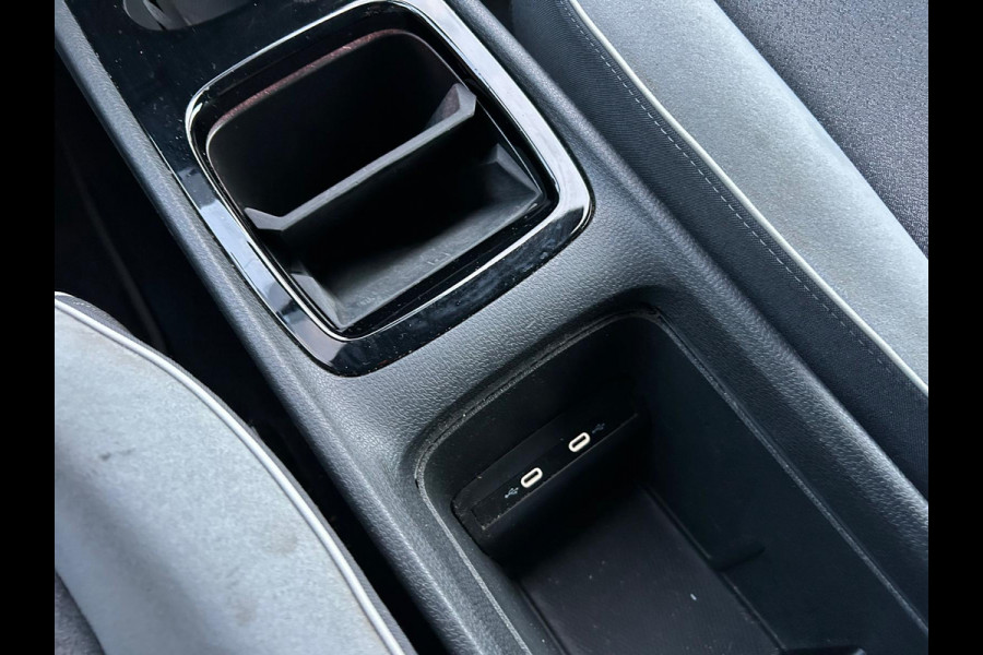 Volkswagen ID.3 First Plus 58kWh Navi-Pro Adap.Cruise Camera 19" Ecc Apple Carplay Android Auto SOH 91% Stoel+Stuurverwarming Lmv Matrix led Privacy Glas Keyless Rijstrooksensor 1e Eigenaar Origineel Nederlandse Auto