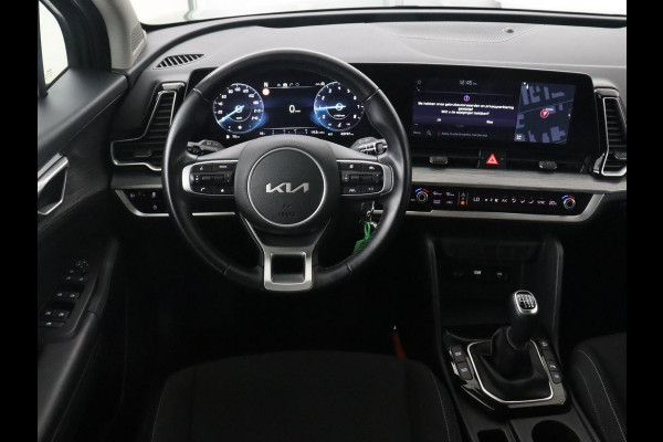 Kia Sportage 1.6 T-GDi DynamicLine | Adaptive cruise | Camera | Carplay | Navigatie | Full LED | DAB | Parkeerhulp | Digital Cockpit | Climate control | Cruise control | Bluetooth