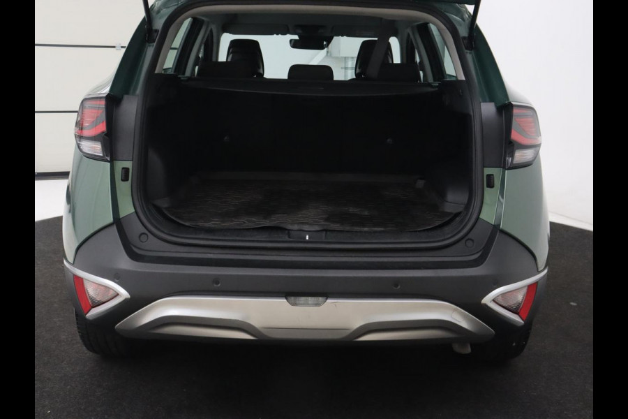 Kia Sportage 1.6 T-GDi DynamicLine | Adaptive cruise | Camera | Carplay | Navigatie | Full LED | DAB | Parkeerhulp | Digital Cockpit | Climate control | Cruise control | Bluetooth