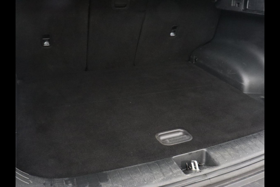 Kia Sportage 1.6 T-GDi DynamicLine | Adaptive cruise | Camera | Carplay | Navigatie | Full LED | DAB | Parkeerhulp | Digital Cockpit | Climate control | Cruise control | Bluetooth