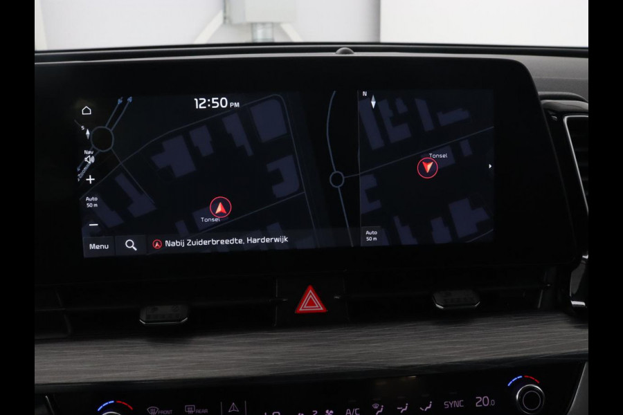 Kia Sportage 1.6 T-GDi DynamicLine | Adaptive cruise | Camera | Carplay | Navigatie | Full LED | DAB | Parkeerhulp | Digital Cockpit | Climate control | Cruise control | Bluetooth