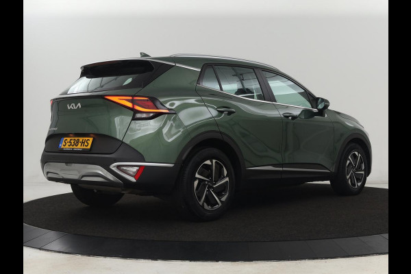 Kia Sportage 1.6 T-GDi DynamicLine | Adaptive cruise | Camera | Carplay | Navigatie | Full LED | DAB | Parkeerhulp | Digital Cockpit | Climate control | Cruise control | Bluetooth