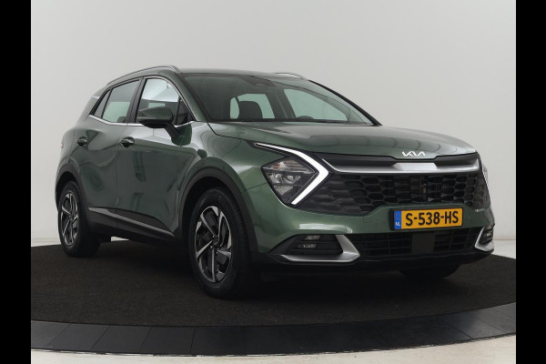 Kia Sportage 1.6 T-GDi DynamicLine | Adaptive cruise | Camera | Carplay | Navigatie | Full LED | DAB | Parkeerhulp | Digital Cockpit | Climate control | Cruise control | Bluetooth