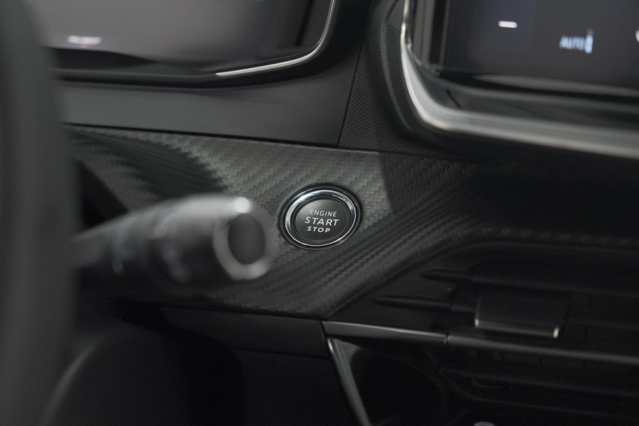 Peugeot 2008 Hybrid 136 e-DCS6 Allure | 360 Camera | Adaptieve Cruise Control | Dodehoekdetectie | Navigatie