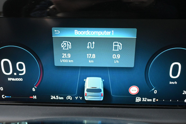 Ford Transit Custom 320L 2.0 TDCI L2H1 Limited Driver assist pack, Draadloos laden, Trekhaak