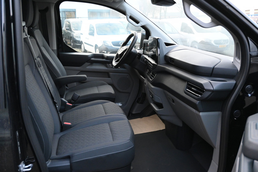 Ford Transit Custom 280S 2.0 TDCI L1H1 Limited Driver assist pack, Draadloos laden, Trekhaak