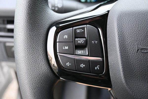 Ford Transit Custom 280L 2.0 TDCI L2H1 Trend Trekhaak, Reserve wiel, Etc.