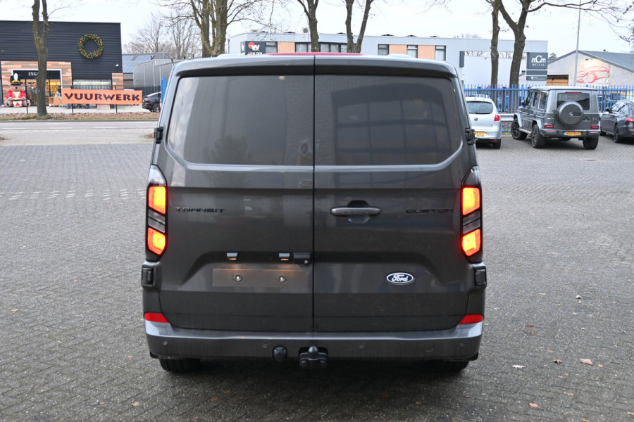 Ford Transit Custom 320L 2.0 TDCI L2H1 Limited Driver assist pack, 17 inch velgen, Draadloos laden, Etc.