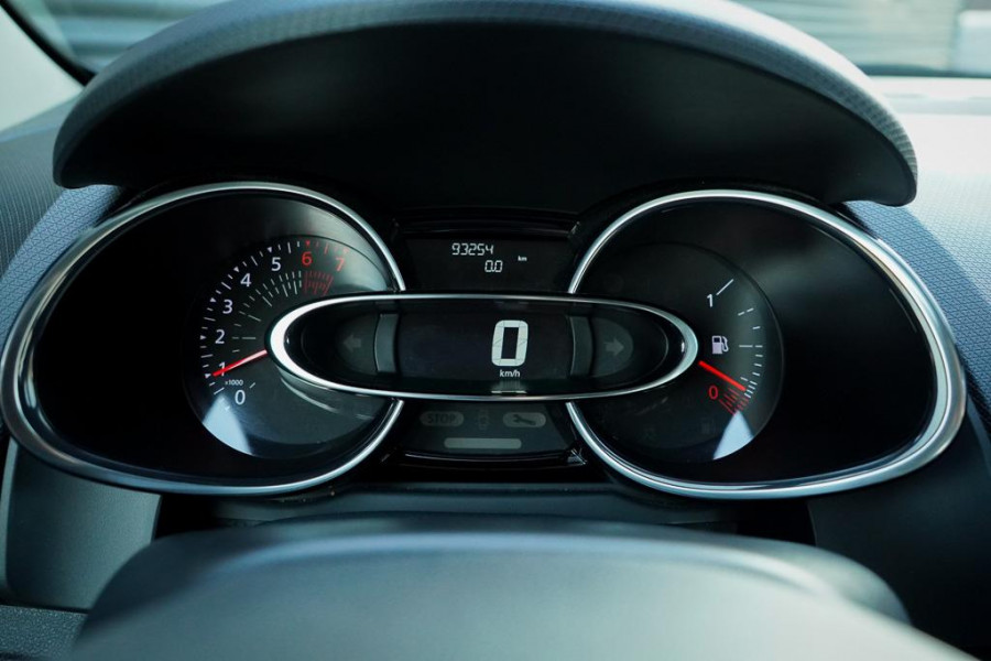 Renault Clio 0.9 TCe Intens / Trekhaak / 5Drs / Lichtmetalen velgen / Lage KM