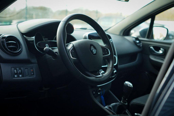 Renault Clio 0.9 TCe Intens / Trekhaak / 5Drs / Lichtmetalen velgen / Lage KM