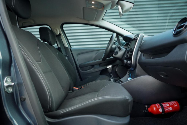 Renault Clio 0.9 TCe Intens / Trekhaak / 5Drs / Lichtmetalen velgen / Lage KM