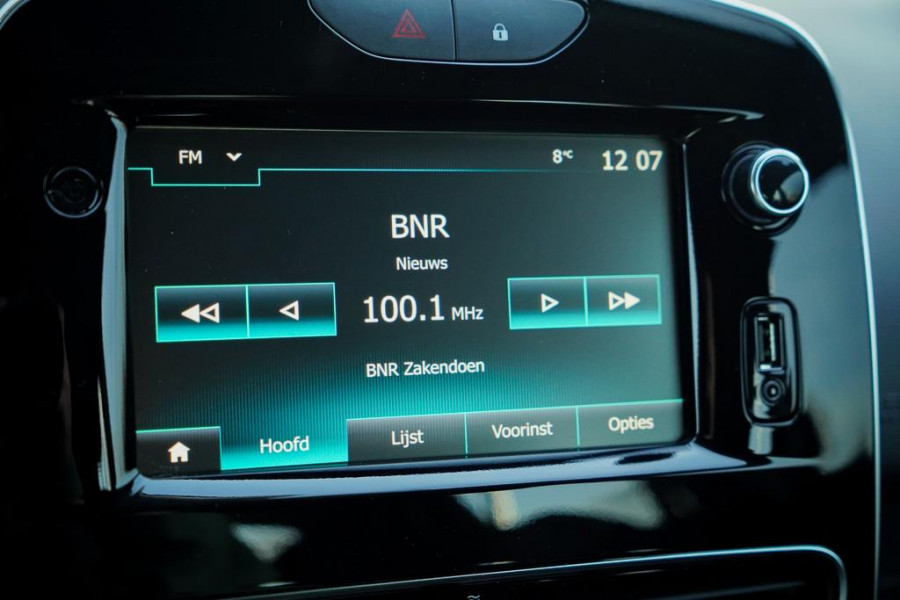 Renault Clio 0.9 TCe Intens / Trekhaak / 5Drs / Lichtmetalen velgen / Lage KM