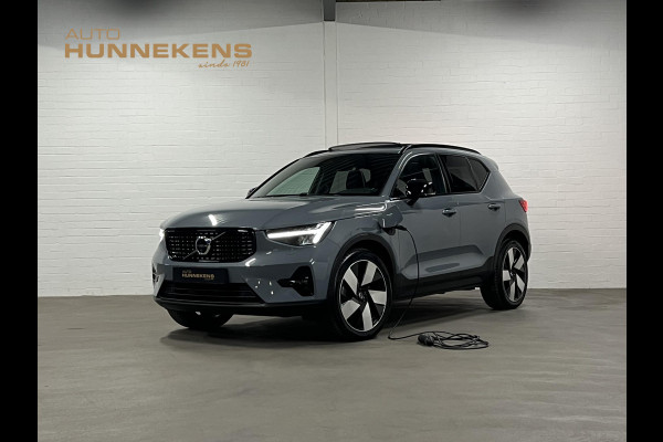 Volvo XC40 T5 Recharge Ultimate Dark Trekhaak | Open dak | Adaptive Cruise | Harman Kardon | 360 graden camera | Stoel-/Stuurverwarming