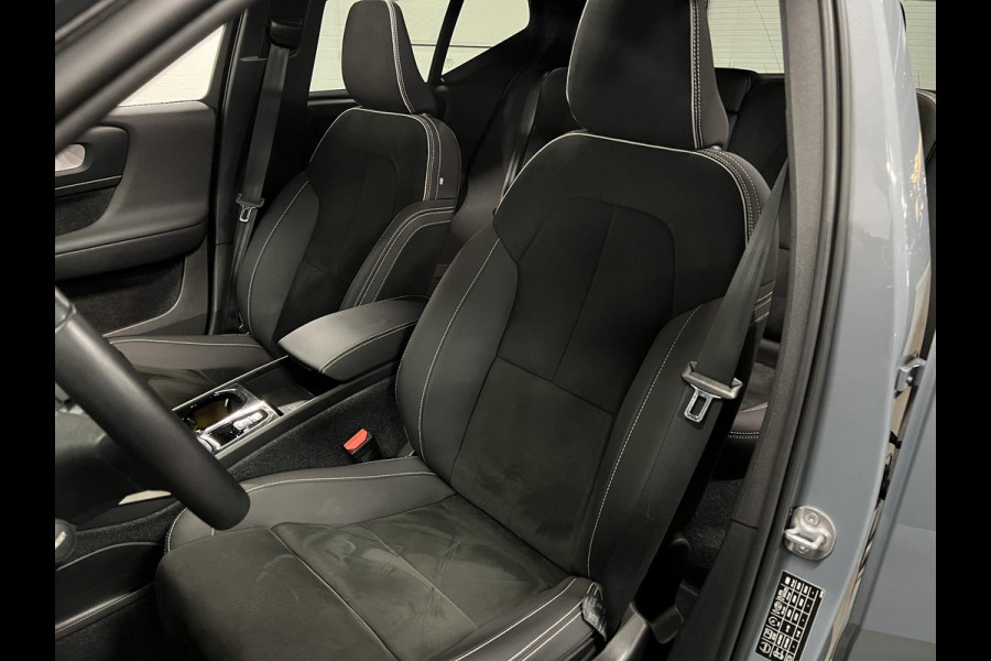 Volvo XC40 T5 Recharge Ultimate Dark Trekhaak | Open dak | Adaptive Cruise | Harman Kardon | 360 graden camera | Stoel-/Stuurverwarming