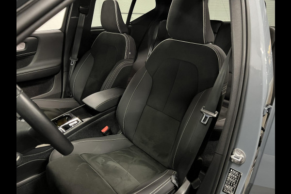 Volvo XC40 T5 Recharge Ultimate Dark Trekhaak | Open dak | Adaptive Cruise | Harman Kardon | 360 graden camera | Stoel-/Stuurverwarming