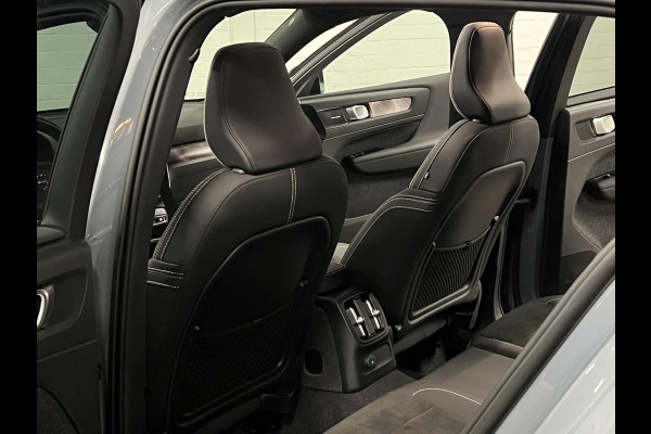 Volvo XC40 T5 Recharge Ultimate Dark Trekhaak | Open dak | Adaptive Cruise | Harman Kardon | 360 graden camera | Stoel-/Stuurverwarming