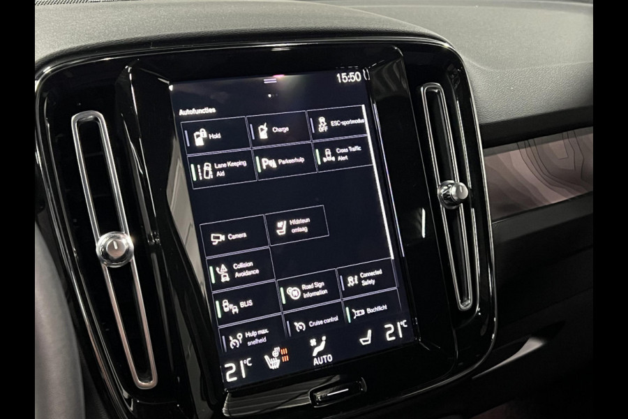 Volvo XC40 T5 Recharge Ultimate Dark Trekhaak | Open dak | Adaptive Cruise | Harman Kardon | 360 graden camera | Stoel-/Stuurverwarming