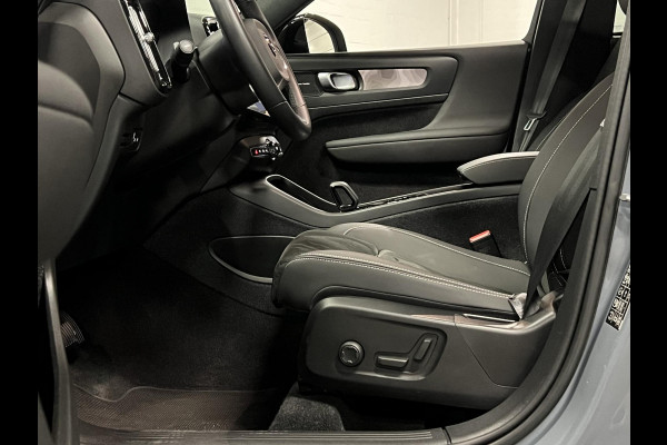 Volvo XC40 T5 Recharge Ultimate Dark Trekhaak | Open dak | Adaptive Cruise | Harman Kardon | 360 graden camera | Stoel-/Stuurverwarming