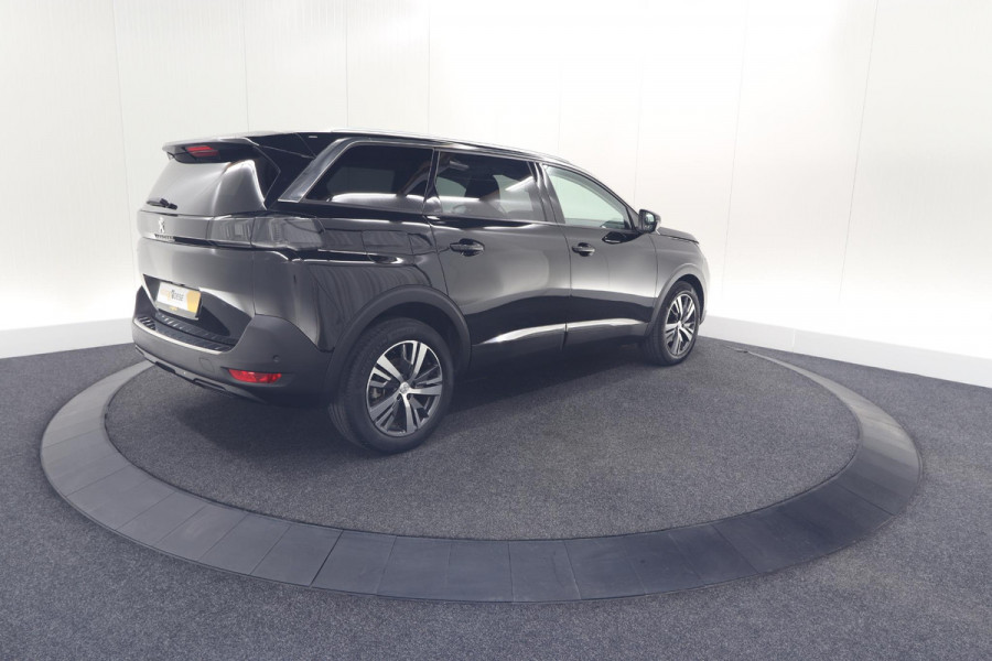 Peugeot 5008 PureTech 130 EAT8 Allure Pack | Stoelverwarming | Camera | Dodehoekdetectie | Navigatie