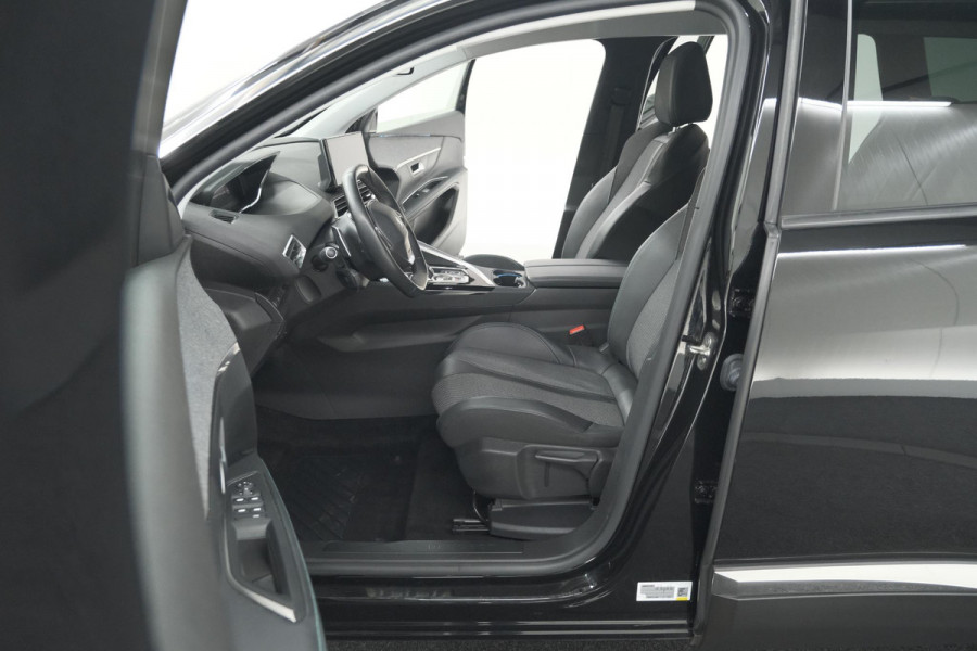 Peugeot 5008 PureTech 130 EAT8 Allure Pack | Stoelverwarming | Camera | Dodehoekdetectie | Navigatie