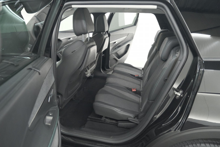 Peugeot 5008 PureTech 130 EAT8 Allure Pack | Stoelverwarming | Camera | Dodehoekdetectie | Navigatie