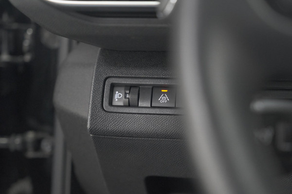 Peugeot 5008 PureTech 130 EAT8 Allure Pack | Stoelverwarming | Camera | Dodehoekdetectie | Navigatie