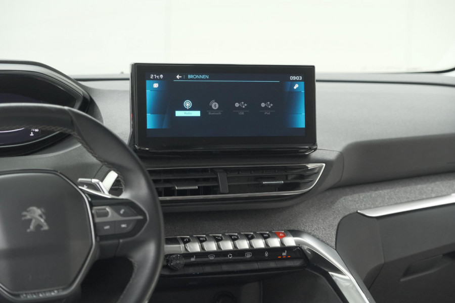 Peugeot 5008 PureTech 130 EAT8 Allure Pack | Stoelverwarming | Camera | Dodehoekdetectie | Navigatie