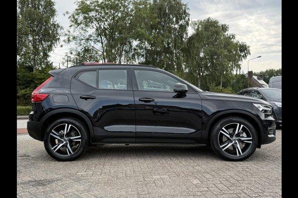 Volvo XC40 1.5 T4 Recharge R-Design 210pk | Parking pack | Draadloos opladen | PHEV | 1.800kg Trekgewicht