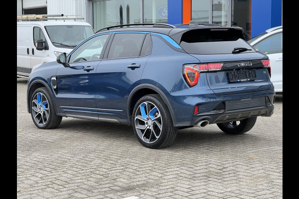 Lynk & Co 01 1.5 261 pk | PHEV | 360 Camera | Adaptieve Cruise | Elek. Achterklep | Panorama dak | Stoelverwarming | 1.800kg Trekgewicht