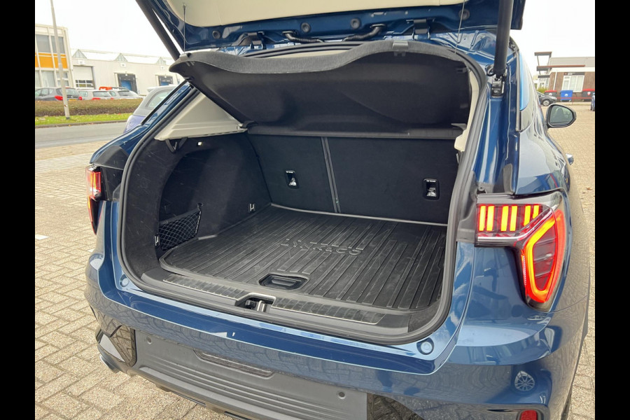 Lynk & Co 01 1.5 261 pk | PHEV | 360 Camera | Adaptieve Cruise | Elek. Achterklep | Panorama dak | Stoelverwarming | 1.800kg Trekgewicht