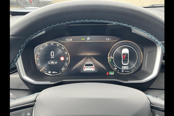 Lynk & Co 01 1.5 261 pk | PHEV | 360 Camera | Adaptieve Cruise | Elek. Achterklep | Panorama dak | Stoelverwarming | 1.800kg Trekgewicht