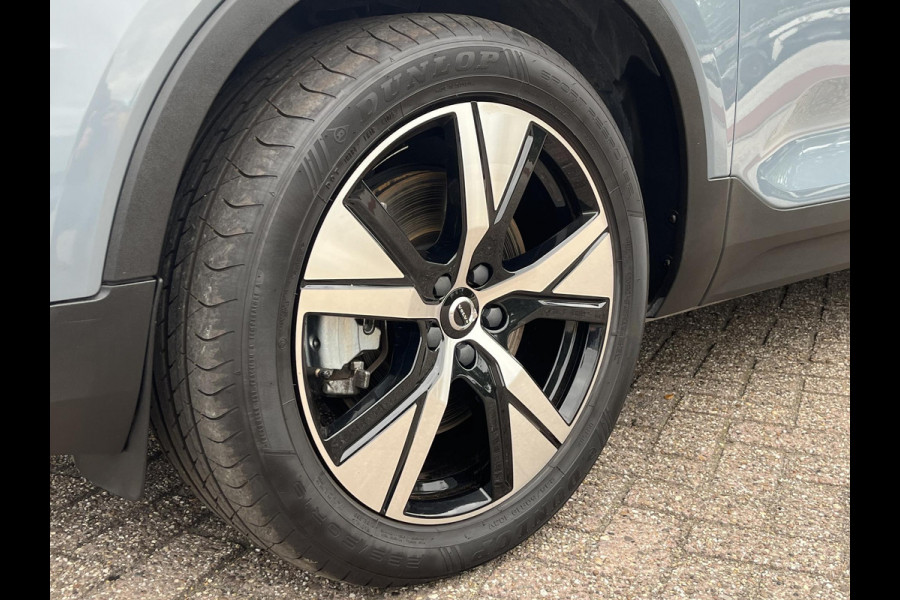 Volvo XC40 1.5 T5 Recharge R-Design 262pk | ZUID | Parking pack | 1.800 Kg trekgewicht