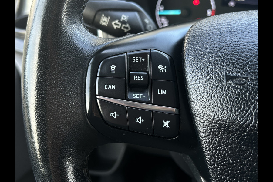 Ford Transit Custom 2.0 TDCI 170 PK / L2H2 / 1e EIG. / AUTOMAAT / TREKHAAK / IMPERIAAL / AIRCO / ADAPTIVE CRUISE / CAMERA