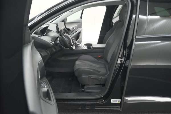 Peugeot 3008 PureTech 130 Allure | Trekhaak | Camera | Dodehoekdetectie | Navigatie