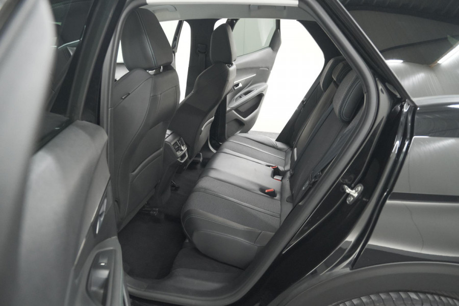 Peugeot 3008 PureTech 130 Allure | Trekhaak | Camera | Dodehoekdetectie | Navigatie