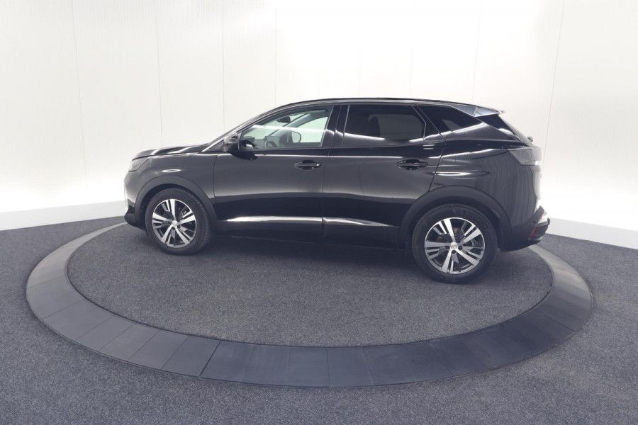 Peugeot 3008 PureTech 130 Allure | Trekhaak | Camera | Dodehoekdetectie | Navigatie