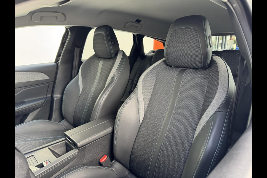 Peugeot 308 SW 1.2 PT 130 EAT8 Allure | Trekhaak | All season | Prijs is rijklaar