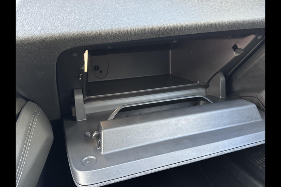 Peugeot 308 SW 1.2 PT 130 EAT8 Allure | Trekhaak | All season | Prijs is rijklaar