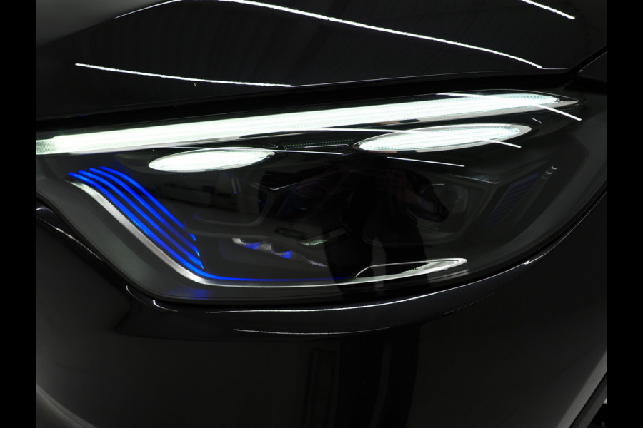 Mercedes-Benz GLC 300e 4MATIC Luxury Line | Panoramadak | Massage | Burmester | Trekhaak | 360 | Leder | Adaptive Cruise