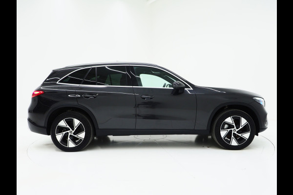Mercedes-Benz GLC 300e 4MATIC Luxury Line | Panoramadak | Massage | Burmester | Trekhaak | 360 | Leder | Adaptive Cruise