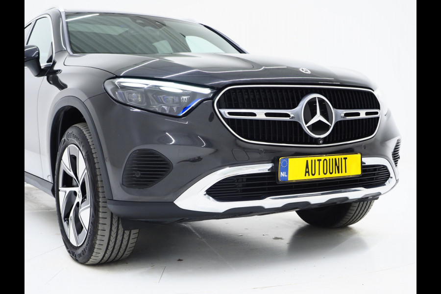 Mercedes-Benz GLC 300e 4MATIC Luxury Line | Panoramadak | Massage | Burmester | Trekhaak | 360 | Leder | Adaptive Cruise