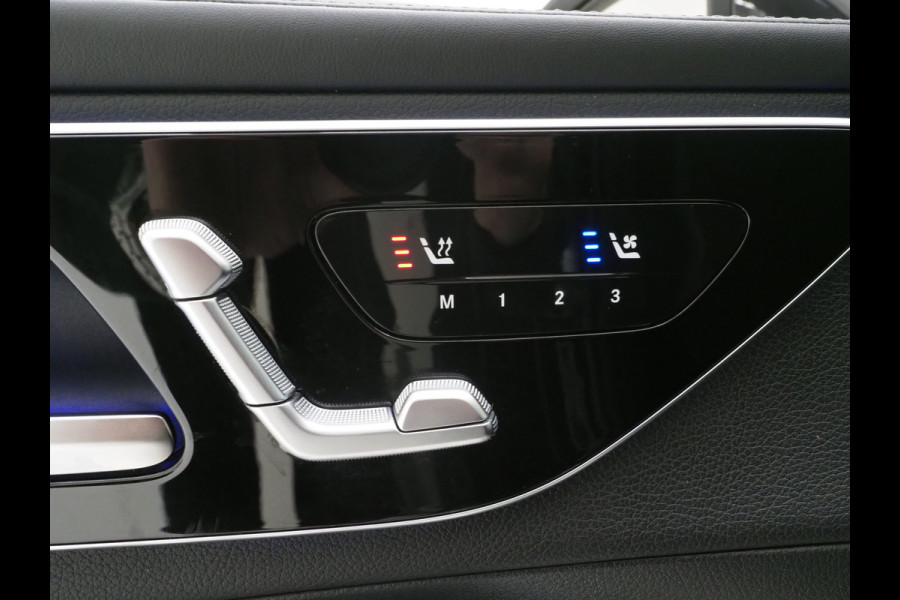 Mercedes-Benz GLC 300e 4MATIC Luxury Line | Panoramadak | Massage | Burmester | Trekhaak | 360 | Leder | Adaptive Cruise