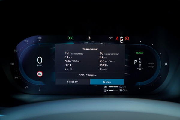 Volvo XC60 2.0 T6 Plug-in hybrid AWD Plus Dark / Pano / Harman Kardon / 20'' / Incl BTW