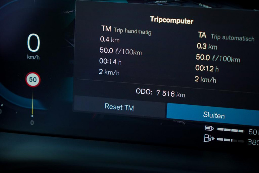 Volvo XC60 2.0 T6 Plug-in hybrid AWD Plus Dark / Pano / Harman Kardon / 20'' / Incl BTW