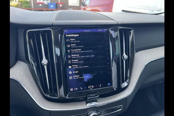 Volvo XC60 2.0 T8 Plug-in hybrid AWD Inscription Zuid | 455pk | Parking Pack | Stoelverwarming | 2.250kg Trekgewicht