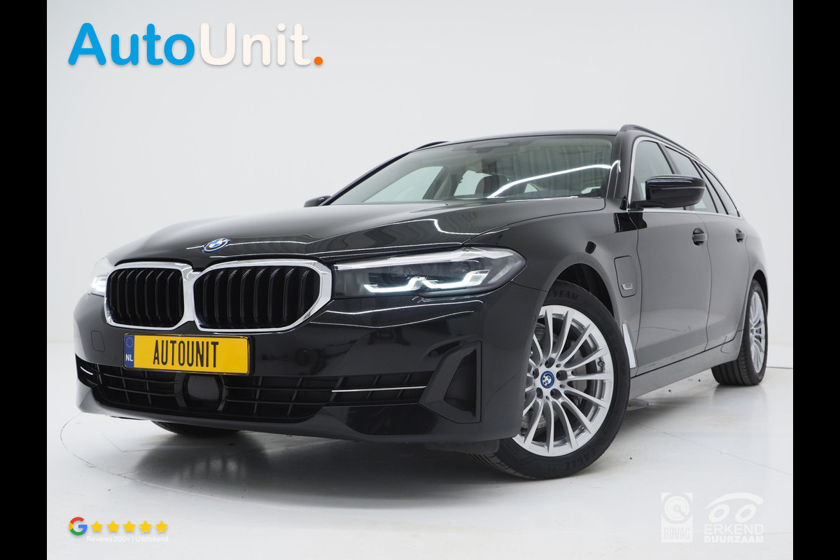 BMW 5 Serie Touring 530e High Executive | Camera | Trekhaak | Sfeerverlichting | Keyless | Leder | Virtual | Carplay
