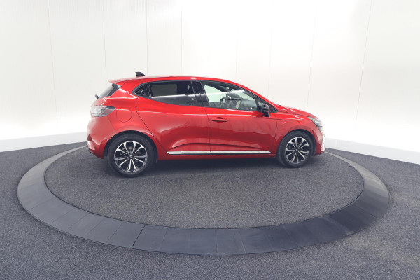 Renault Clio TCe 90 GPF techno | 360 Camera | Adaptieve Cruise Control | Navigatie | 9.3 Inch Groot Scherm