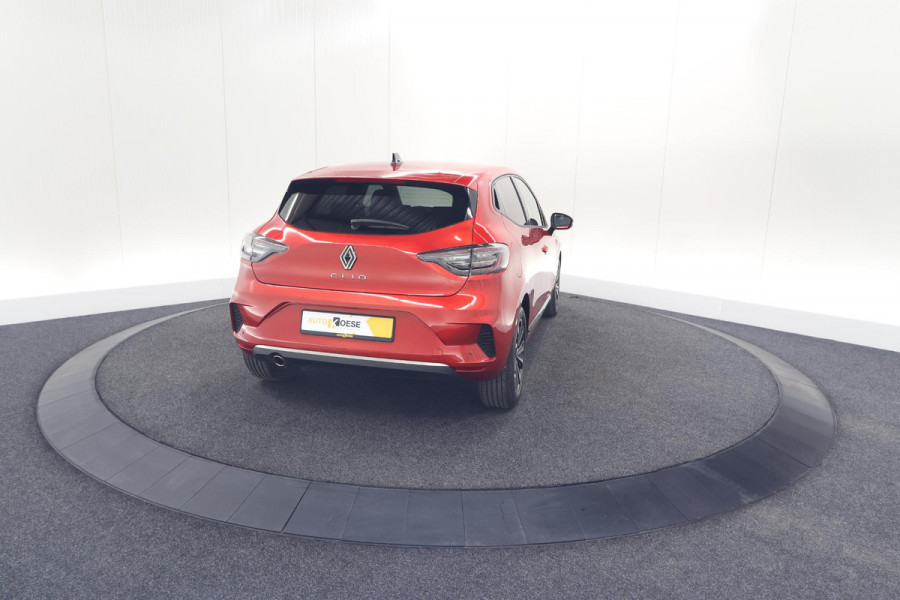 Renault Clio TCe 90 GPF techno | 360 Camera | Adaptieve Cruise Control | Navigatie | 9.3 Inch Groot Scherm