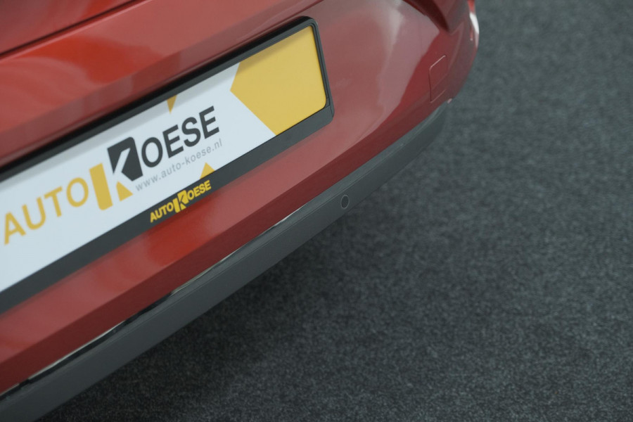 Renault Clio TCe 90 GPF techno | 360 Camera | Adaptieve Cruise Control | Navigatie | 9.3 Inch Groot Scherm